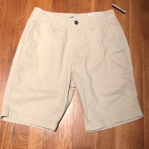 Old Navy Khaki Shorts 31 Broken In Straight